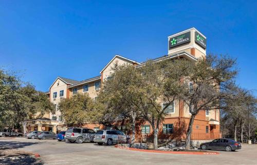 Gateway Hotel | Extended Stay America Suites - Austin - Northwest Arboretum