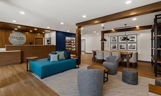 Newnan Hotel | Extended Stay Suites | 2 Units | Cheyenne WY Central Location