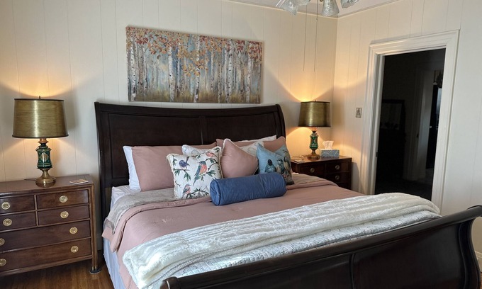 Abilene House | Extended stay welcome
