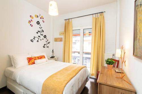 Thessaloniki Apartment | F & B Collection - Apartment for 3