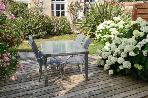 Grosbreuil House | F3 house with garden in Grosbreuil