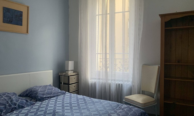 Cœur de Ville Apartment | F3 on the 1st floor, 2 bedrooms ideal for spa guests, tourists,