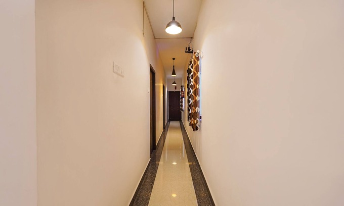 Nanganallur Hotel | Fabexpress Joel Inn