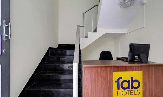 T Nagar Hotel | FabExpress Skyry Homestay