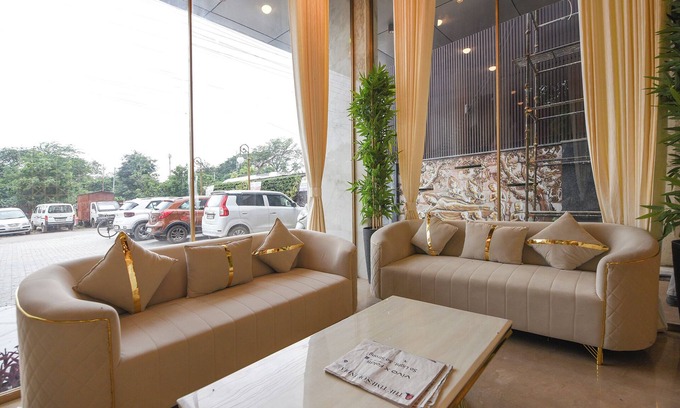 Faridabad Hotel | Fabhotel Ronald Inn