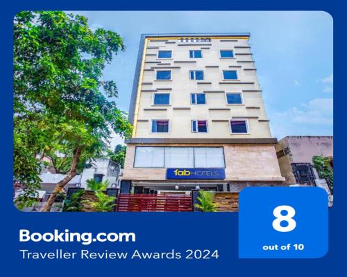 Vijayawada Hotel | FabHotel RR Grand - Next to Trendset Mall