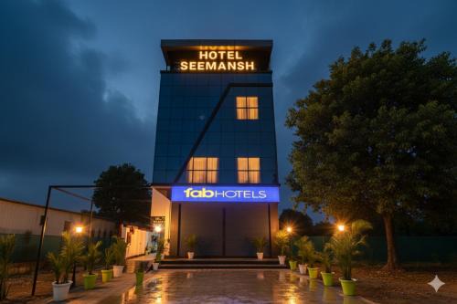 Indore Hotel | FabHotel Seemansh