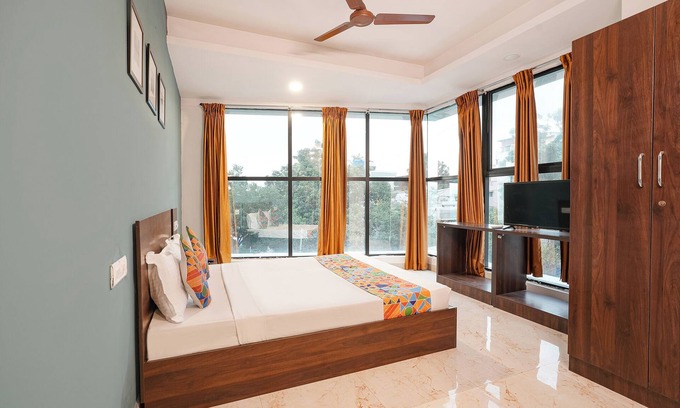 Banashankari Hotel | Fabhotel Skyline