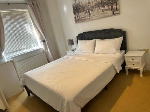 Ifield House | Fabritio Residence 1