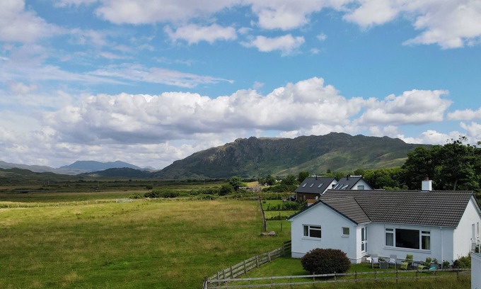 Arisaig House | Fabulous 3-bedroom bungalow in Arisaig with garden, great views and all you need