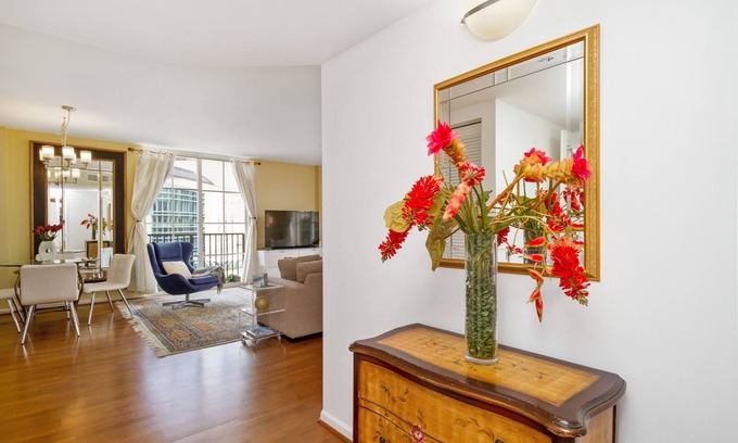 Downtown West Palm Beach Condo | Fabulous CityPlace condo at the heart of beautiful West Palm Beach