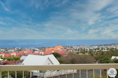 Saint-Denis Apartment | Faham Run - Studio- 3 étoiles - 29m2 - Montgaillard - Proche du centre de Sainte Clotilde
