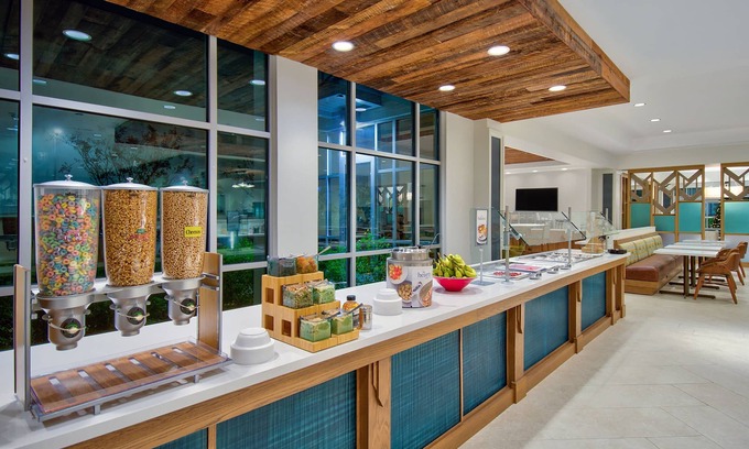 Florida Central Atlantic Coast Hotel | Fairfield by Marriott Inn & Suites Orlando at FLAMINGO CROSSINGS(r) Town Center