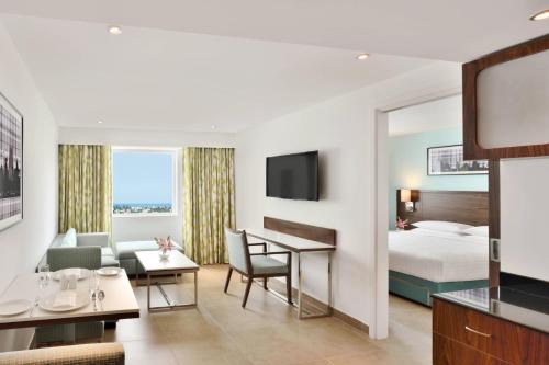Semmencherry Hotel | Fairfield by Marriott Chennai OMR