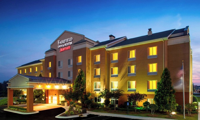 McDonough Hotel | Fairfield Inn and Suites by Marriott Atlanta McDonough