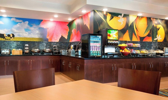 Mendota Heights Hotel | Fairfield Inn & Suites Minneapolis-St. Paul Airport