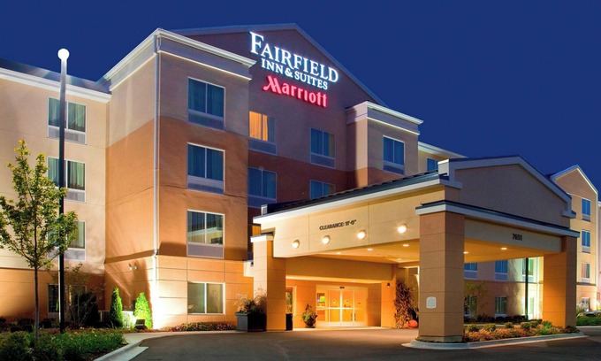 Rockford Hotel | Fairfield Inn & Suites by Marriott Rockford
