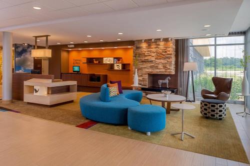 Huntington Hotel | Fairfield Inn & Suites by Marriott Huntington