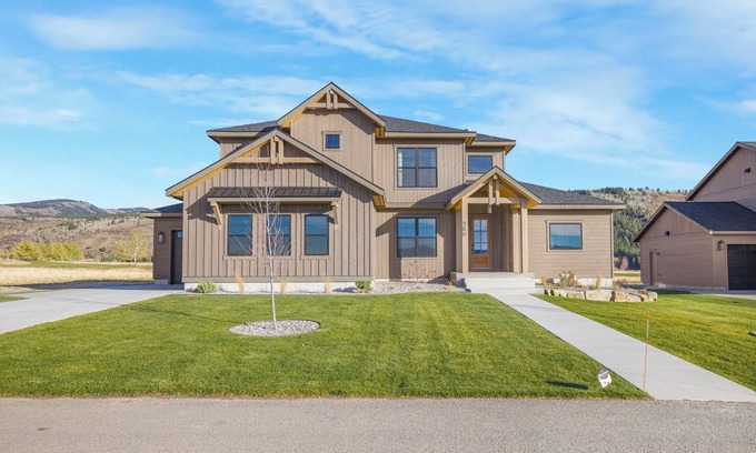 Victor House | Fairway to the Tetons! Luxury 6 bedroom estate on golf course in Victor, ID