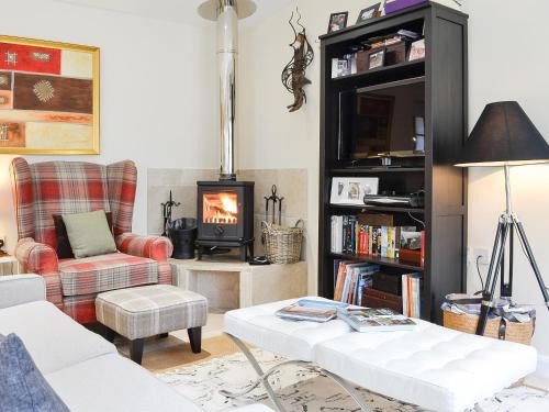 Murthly House | Fairylea Cottage
