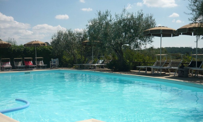 Gavignano Cottage | FALCO: Peaceful farmcottage close to Tuscany 's treasures, 1 mile from shops