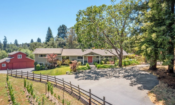 Graton House | Fallen Tree Ranch ~ 3 Acres in Wine Country, Pool, Hot Tub, Sauna