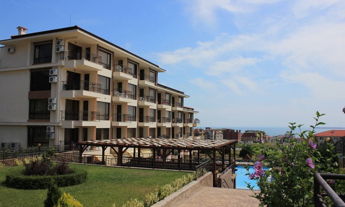 Intsaraki Condo | Families with children will find particularly nice accommodation here!