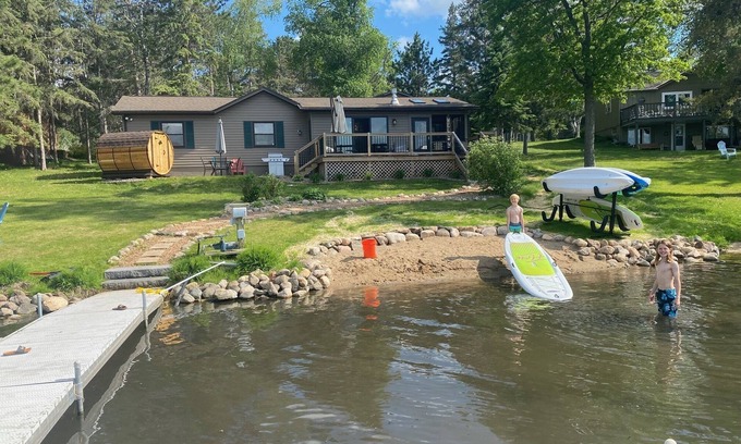 Pequot Lakes Cottage | Family boating cottage on Whitefish Chain of Lakes