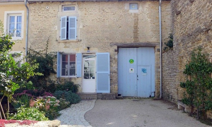 Chantraines Cottage | Family Cottage with Garden & Terrace, Near Forest Trails & Historical Sites, Sleeps 7+2