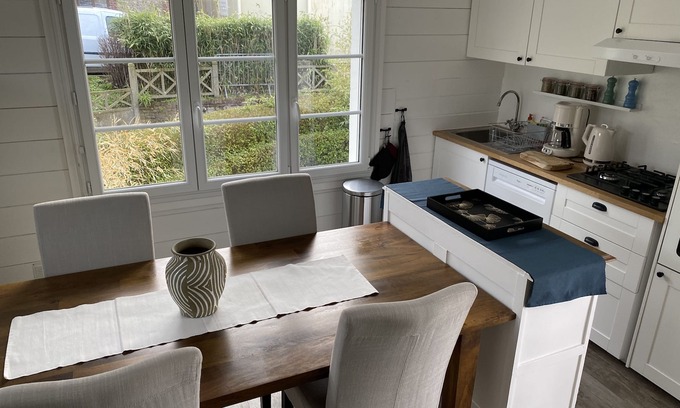 Yport House | Family cottage with garden 200 metres from the beach