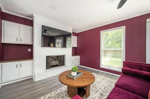 Stone Mountain House | Family & Dog Friendly 4BD-3BA in Stone Mountain