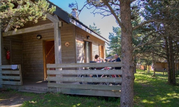 Saint-Denis-en-Margeride Ski Chalet | Family chalet for 8 to 10 people in Les Bouviers, Lozère