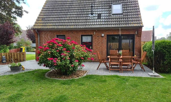 Toenning House | Family-friendly and dogs allowed