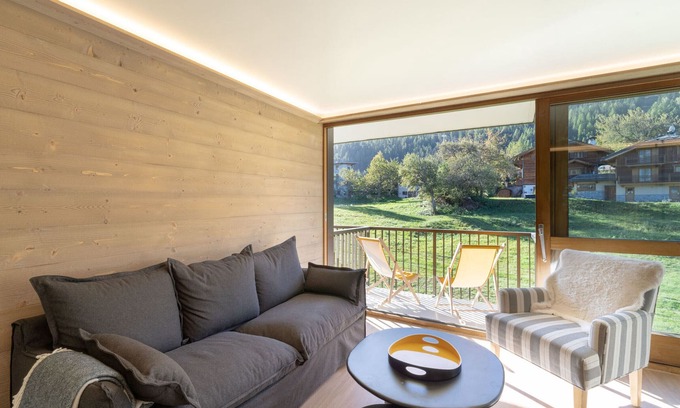 Le Praz Apartment | Family-Friendly Apartment Close to Courchevel Praz Slopes