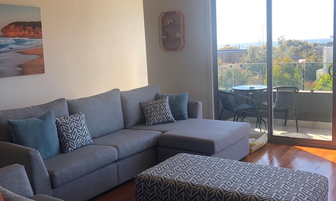Jan Juc House | Family friendly getaway within close proximity to Torquay & the Surf Coast.