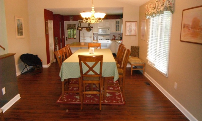 McGaheysville House | Family Friendly Home Near The Top Of The Kettle,slope Views,close To Everything