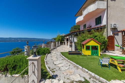 Lokva Rogoznica House | Family friendly house with a swimming pool Lokva Rogoznica, Omis - 4328