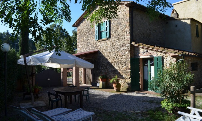 Montescudaio Apartment | Family-friendly house with private garden and private pool for 5 persons