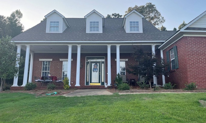 Oxford House | Family Friendly Home 4 mi to The Vaught Huge Game Room Perfect for Entertaining