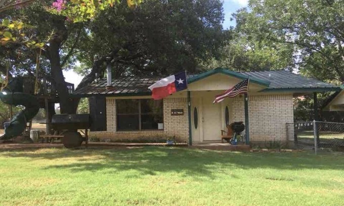 Silver Creek Village House | Family friendly house with RV hookups. Pet Friendly