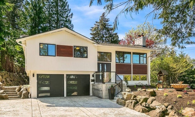 Mercer Island House | Family-Friendly Modern Home |Mercer Island|☀Garden