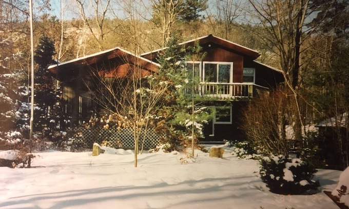 Diamond Point House | Family-friendly Waterfront Retreat "A Little Slice of Heaven"