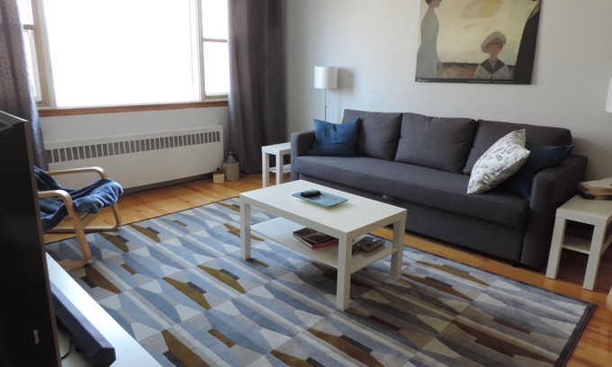 Cote-Des-Neiges—Notre-Dame-De-Grace Apartment | Family friendly . Your Montreal Home Base to all attractions and events