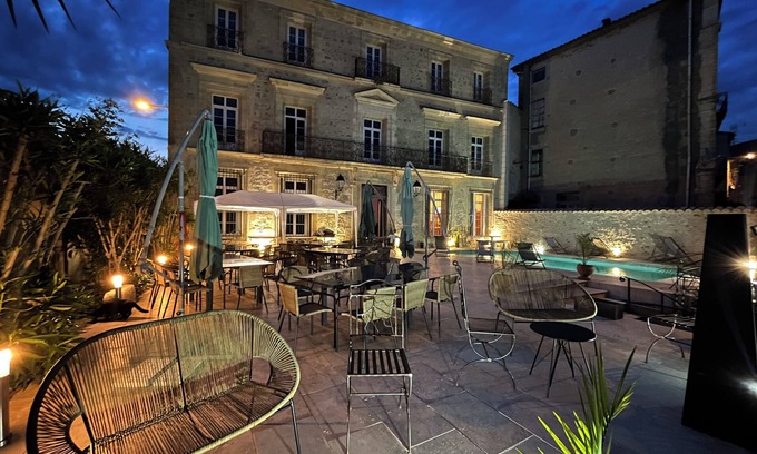 Neffies House | Family home, exceptional venue for events, for 30-35 people.