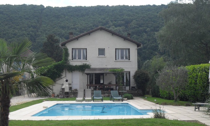 Le Roc House | Family home with swimming pool near Souillac in the Dordogne valley