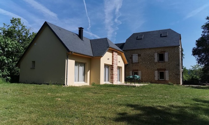 Rosiers (chasteaux) House | Family house with swimming pool: the haven of peace
