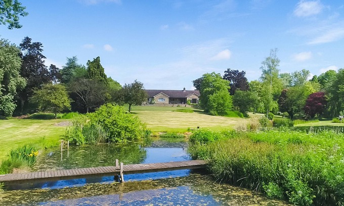 Langport House | Family House. Unique/Peaceful/Fun ! Luxurious retreat -in fabulous grounds