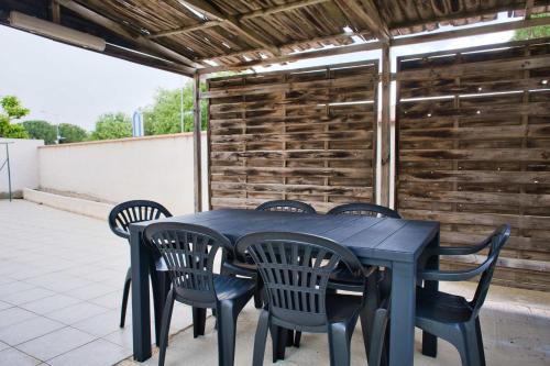 Saint-Hippolyte House | Family house with beautiful garden