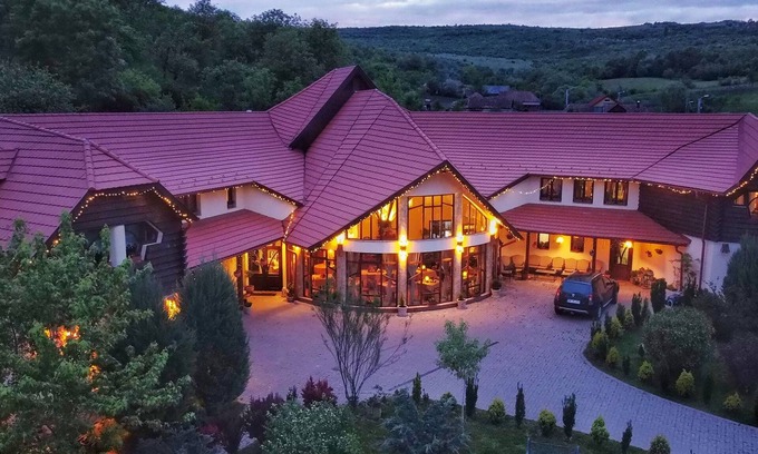 Gherla Hotel | Family Pension near Gherla city