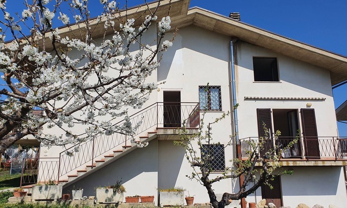 Civitella Casanova House | Family room in vacation home in the hills of Abruzzo, between sea and mountains
